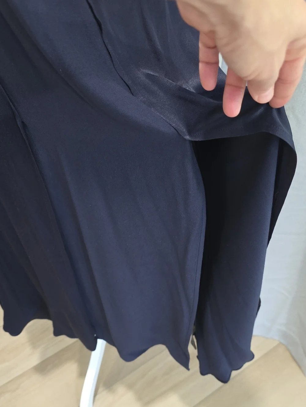 Free People Elegant Strappy Back Navy Satin Panel Super Flowy Slip Dress - Picture 5 of 12